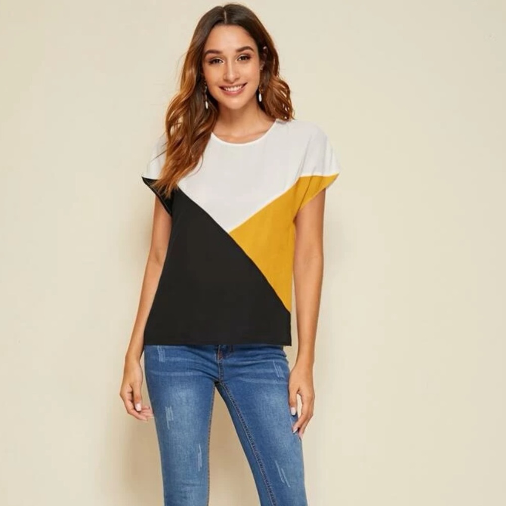 ๐ฆ๐๐๐๐ก Colorblock Top - Picture 4 of 10